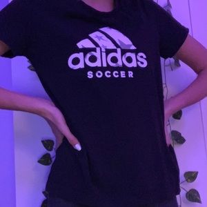 Adidas T-shirt